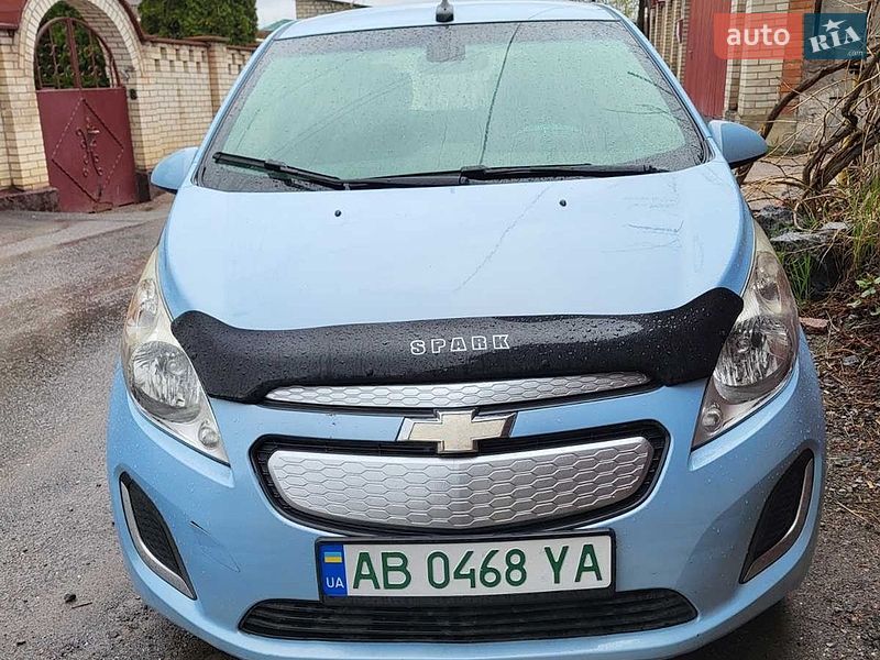 Хэтчбек Chevrolet Spark 2014 в Виннице
