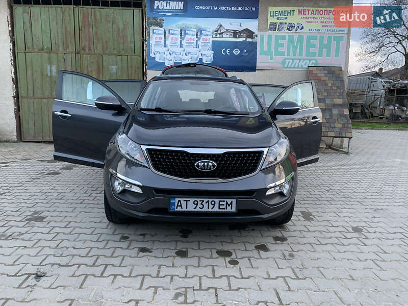 Внедорожник / Кроссовер Kia Sportage 2014 в Болехове