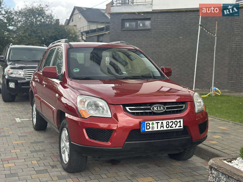 Внедорожник / Кроссовер Kia Sportage 2010 в Киеве