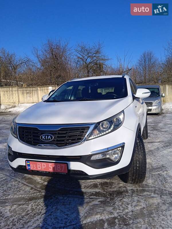 Внедорожник / Кроссовер Kia Sportage 2011 в Ровно Внедорожник / Кроссовер Kia Sportage 2011 в Ровно