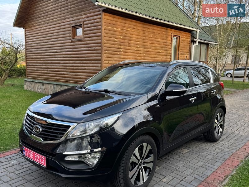 Позашляховик / Кросовер Kia Sportage 2012 в Луцьку
