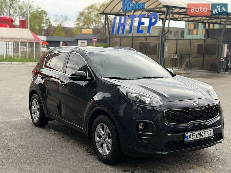 Внедорожник / Кроссовер Kia Sportage 2016 в Днепре