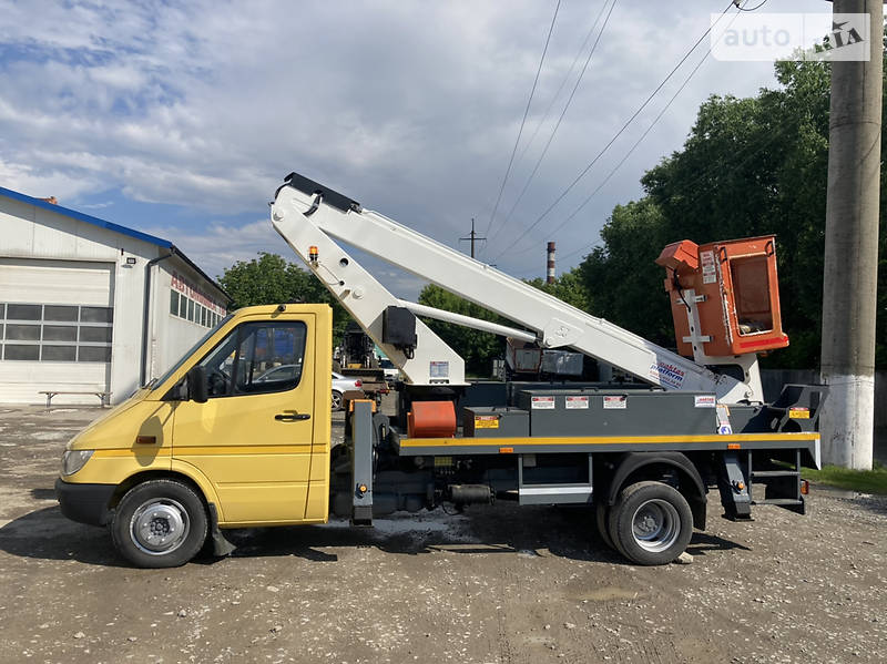 Автовышка Mercedes-Benz Sprinter 2004 в Черновцах
