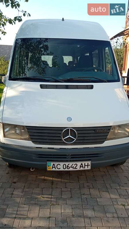 Микроавтобус Mercedes-Benz Sprinter 2000 в Львове Микроавтобус Mercedes-Benz Sprinter 2000 в Львове