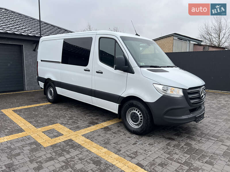 Грузопассажирский фургон Mercedes-Benz Sprinter 2021 в Киеве