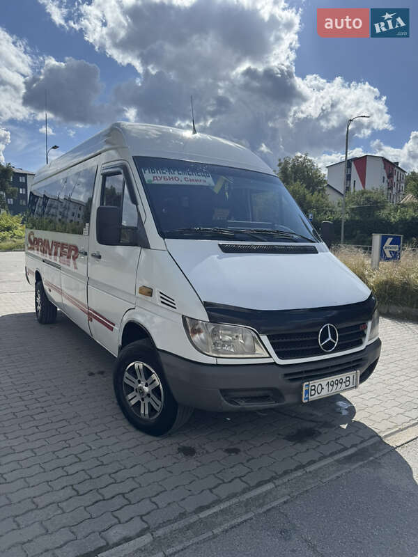 Туристический / Междугородний автобус Mercedes-Benz Sprinter 2001 в Кременце