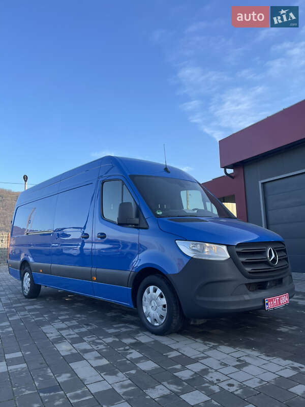 Грузовой фургон Mercedes-Benz Sprinter 2021 в Виноградове Грузовой фургон Mercedes-Benz Sprinter 2021 в Виноградове