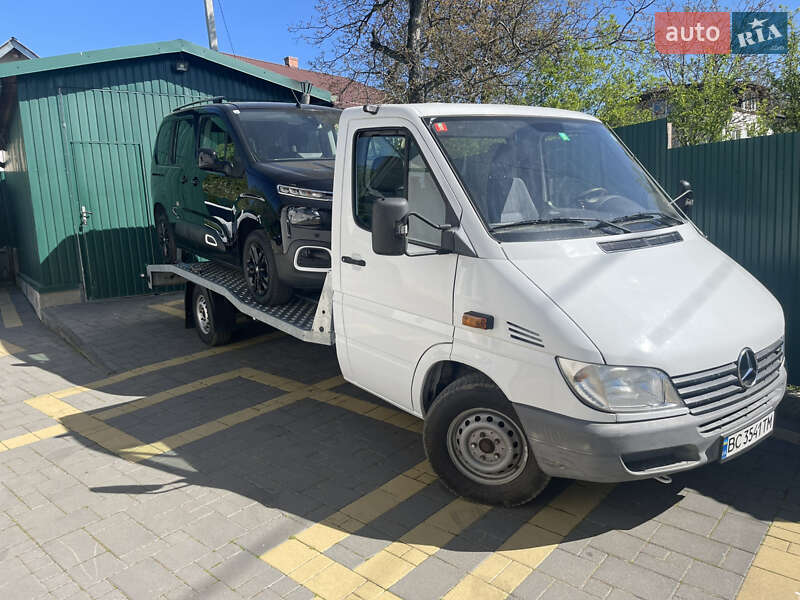 Автовоз Mercedes-Benz Sprinter 2002 в Моршине Автовоз Mercedes-Benz Sprinter 2002 в Моршине