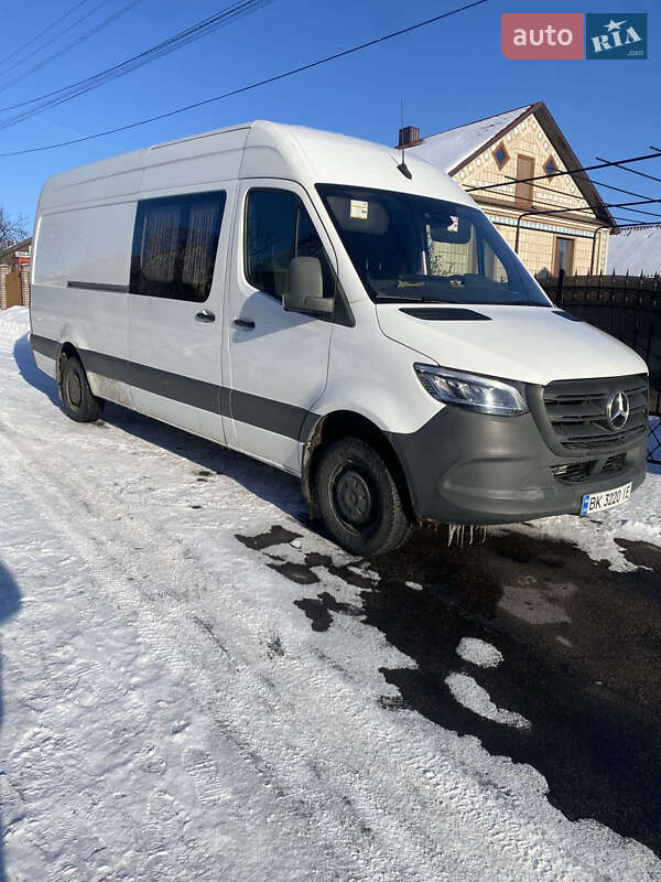 Грузовой фургон Mercedes-Benz Sprinter 2018 в Ровно Грузовой фургон Mercedes-Benz Sprinter 2018 в Ровно