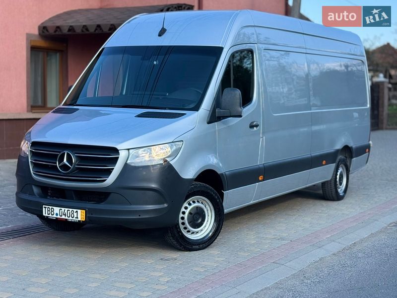 Вантажний фургон Mercedes-Benz Sprinter 2022 в Сваляві