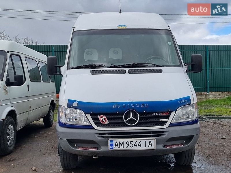 Вантажний фургон Mercedes-Benz Sprinter 2003 в Житомирі
