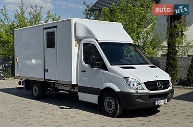 Вантажний фургон Mercedes-Benz Sprinter 2013 в Рівному