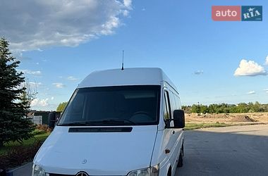 Вантажний фургон Mercedes-Benz Sprinter 2005 в Підгородному