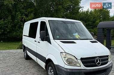 Грузовой фургон Mercedes-Benz Sprinter 2009 в Корце
