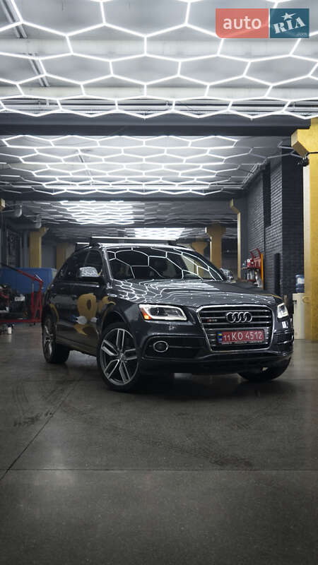 Внедорожник / Кроссовер Audi SQ5 2015 в Киеве