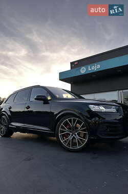 Внедорожник / Кроссовер Audi SQ7 2018 в Луцке