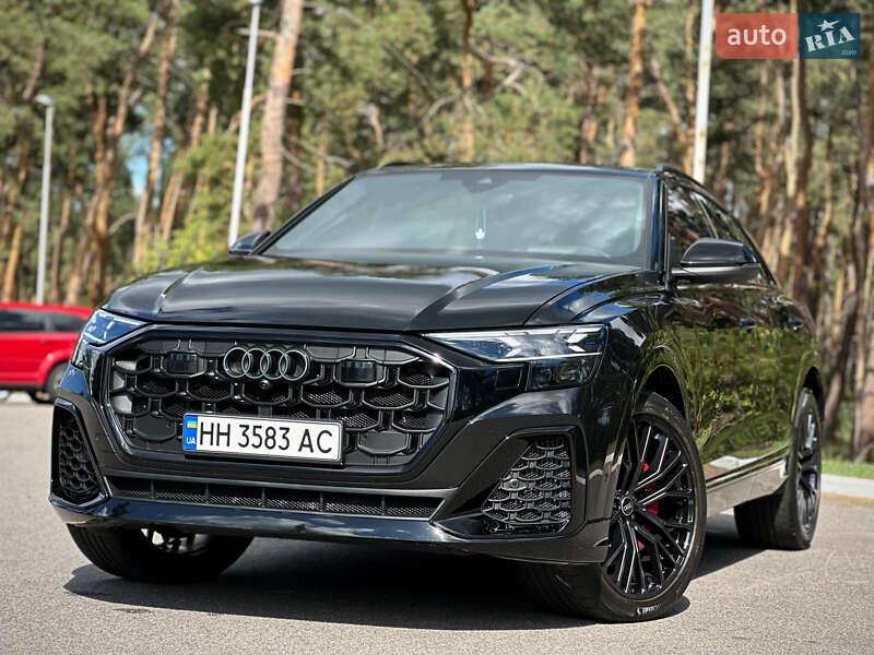 Внедорожник / Кроссовер Audi SQ8 2025 в Киеве