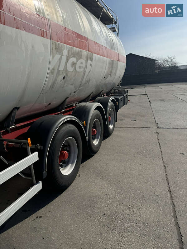 Цистерна Magyar SR34BD 2003 в Львове