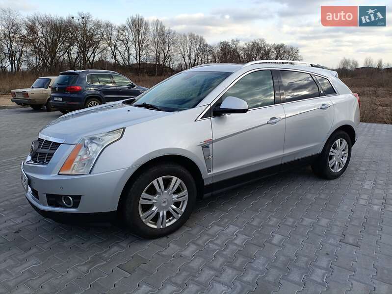 Внедорожник / Кроссовер Cadillac SRX 2011 в Броварах