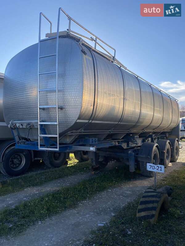 Цистерна полуприцеп BSLT STEA 2000 в Тернополе
