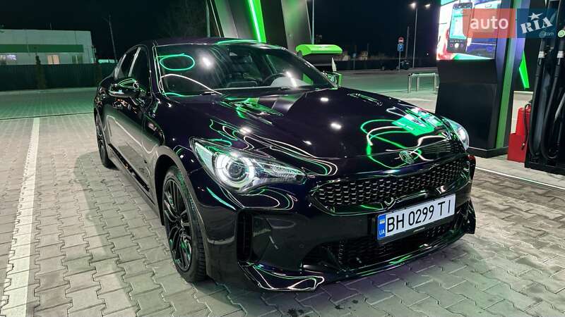 Фастбек Kia Stinger 2017 в Одесі Фастбек Kia Stinger 2017 в Одесі