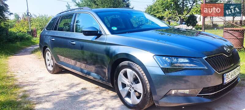 Универсал Skoda Superb 2016 в Львове