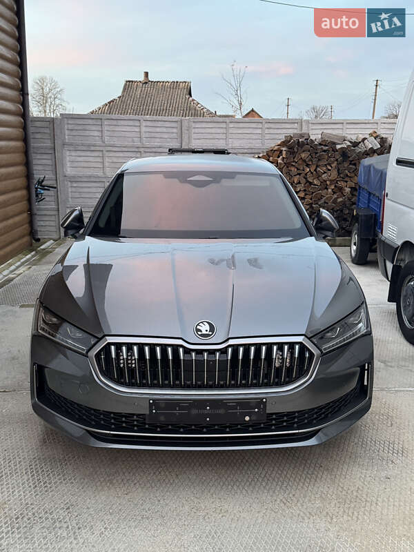 Лифтбек Skoda Superb 2025 в Киеве