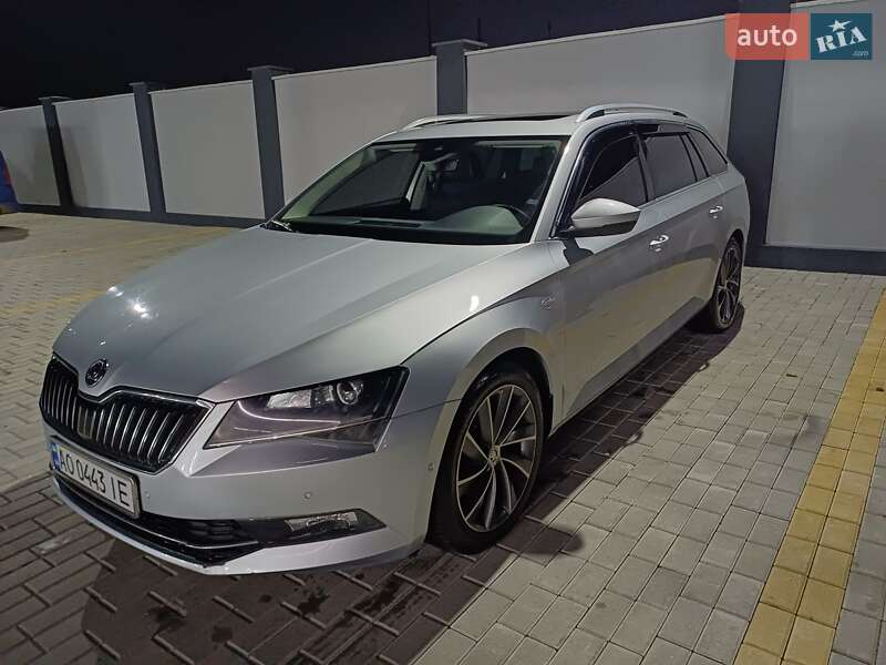 Универсал Skoda Superb 2016 в Ужгороде