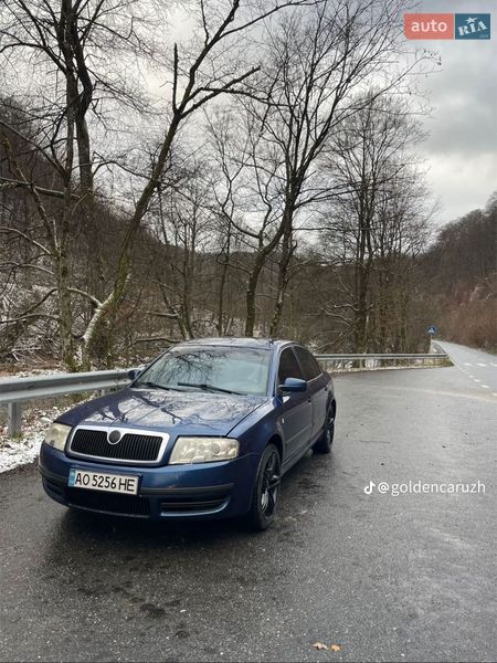 Лифтбек Skoda Superb 2004 в Мукачево Лифтбек Skoda Superb 2004 в Мукачево