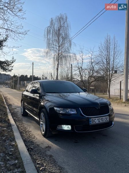 Седан Skoda Superb 2009 в Новояворовске Седан Skoda Superb 2009 в Новояворовске