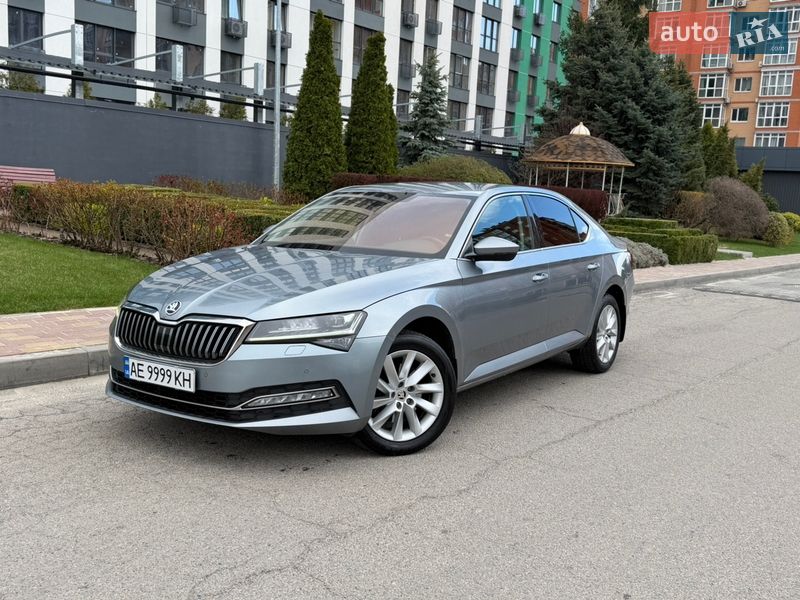 Ліфтбек Skoda Superb 2019 в Дніпрі