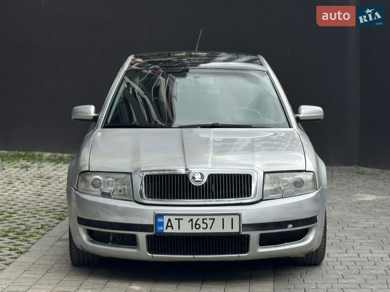 Ліфтбек Skoda Superb 2002 в Івано-Франківську