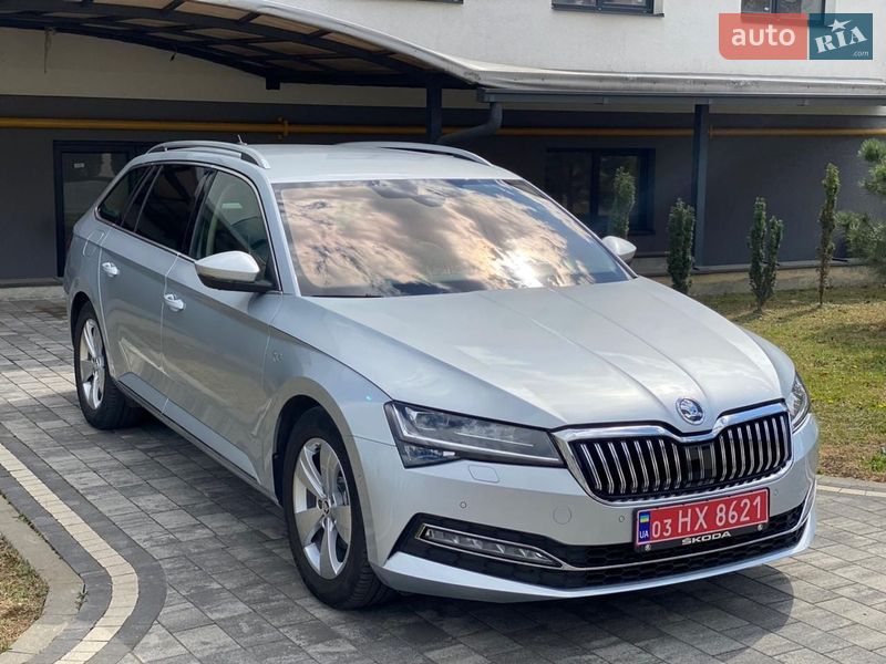 Универсал Skoda Superb 2020 в Мукачево