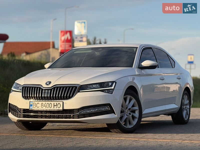 Лифтбек Skoda Superb 2021 в Львове