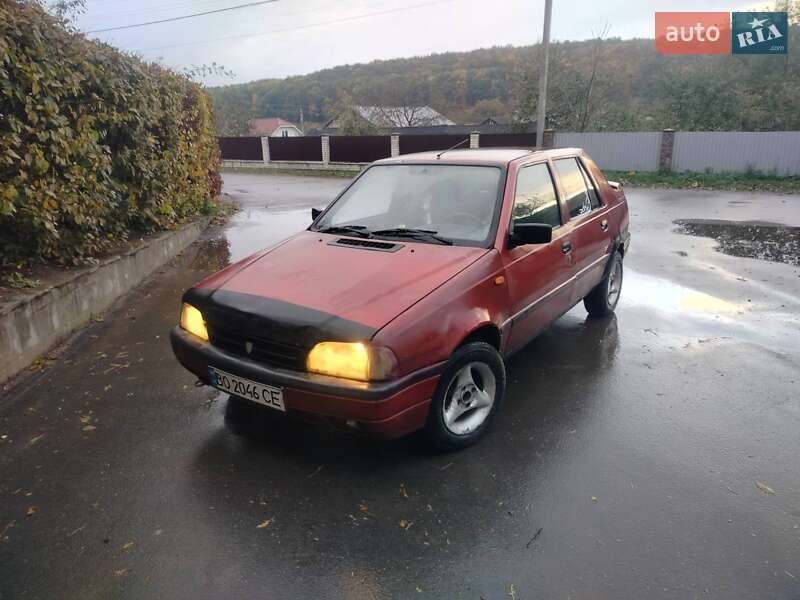 Седан Dacia SuperNova 2003 в Тернополе
