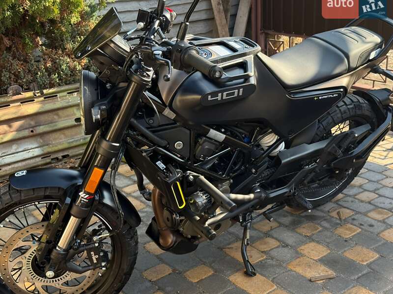 Мотоцикл Классик Husqvarna Svartpilen 401 2024 в Виннице