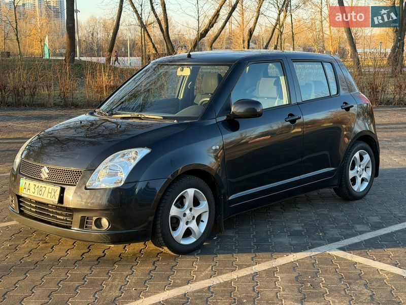 Хэтчбек Suzuki Swift 2008 в Киеве