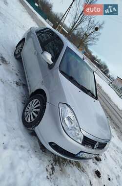 Седан Renault Symbol 2010 в Днепре