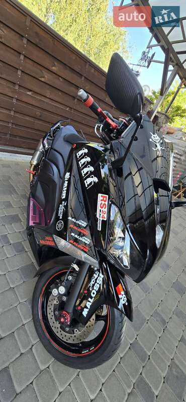 Спортбайк Yamaha T-MAX 2014 в Киеве