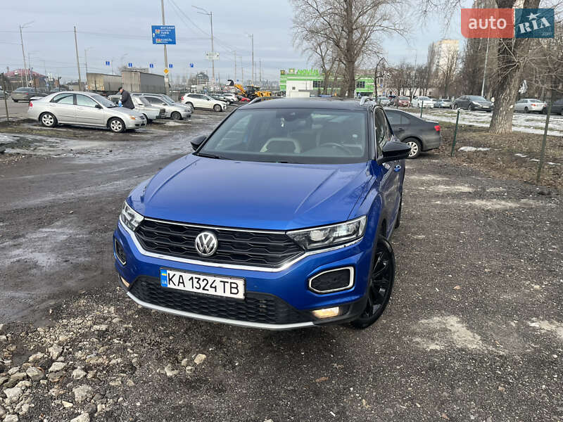 Позашляховик / Кросовер Volkswagen T-Roc 2019 в Києві