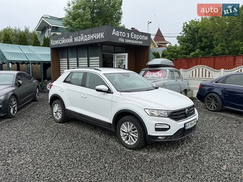 Внедорожник / Кроссовер Volkswagen T-Roc 2021 в Хмельницком