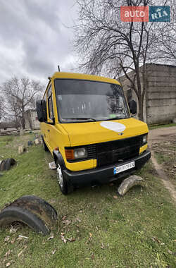 Пригородный автобус Mercedes-Benz T2 1995 в Арцизе