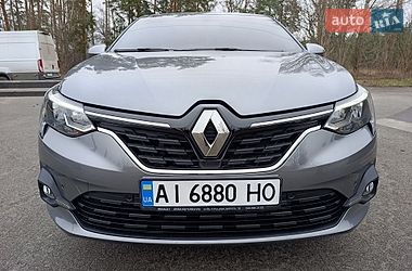 Седан Renault Taliant 2025 в Милій Седан Renault Taliant 2025 в Милій
