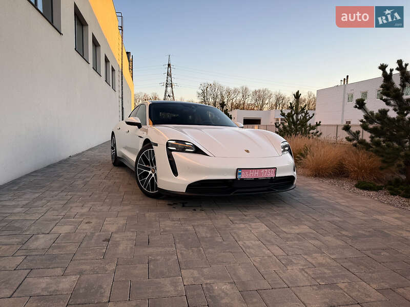 Седан Porsche Taycan 2020 в Луцке
