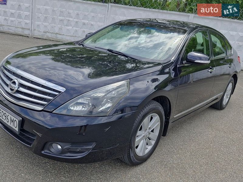 Седан Nissan Teana 2012 в Киеве