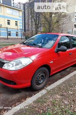 Седан Renault Thalia 2012 в Киеве Седан Renault Thalia 2012 в Киеве