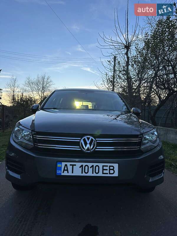 Внедорожник / Кроссовер Volkswagen Tiguan 2012 в Ивано-Франковске