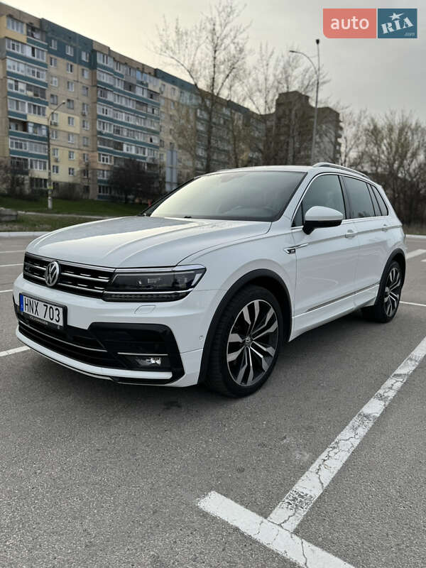 Внедорожник / Кроссовер Volkswagen Tiguan 2017 в Каменском Внедорожник / Кроссовер Volkswagen Tiguan 2017 в Каменском