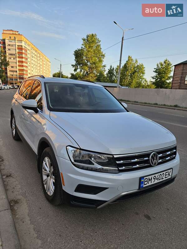 Внедорожник / Кроссовер Volkswagen Tiguan 2018 в Сумах