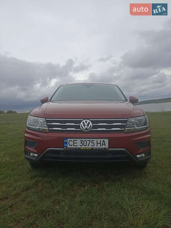Внедорожник / Кроссовер Volkswagen Tiguan 2021 в Черновцах